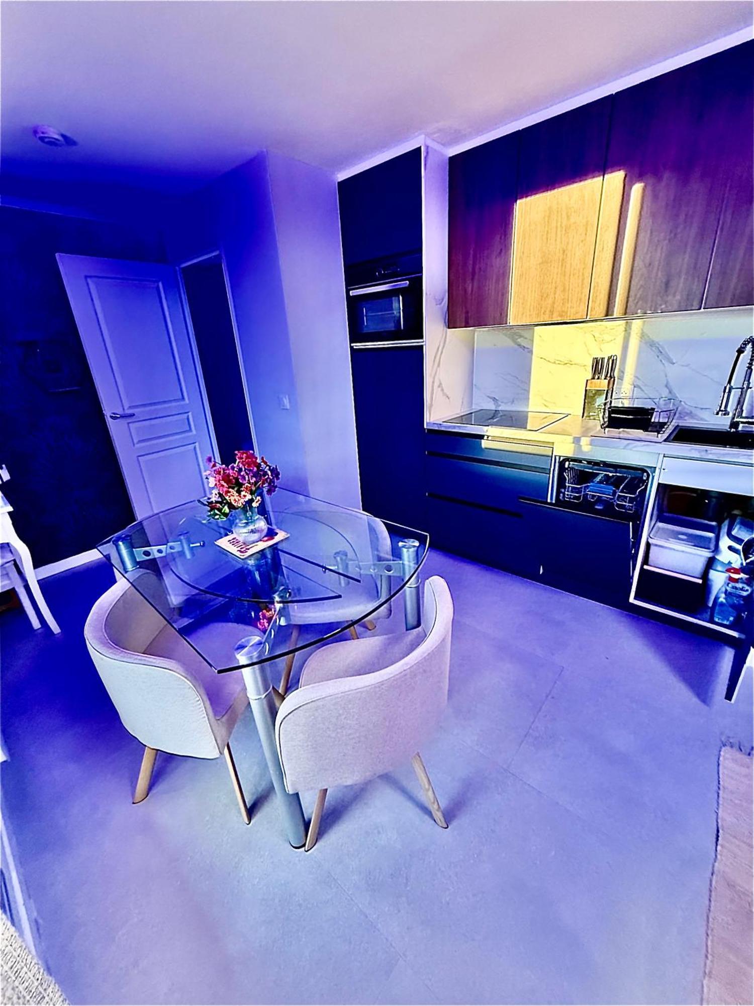Azuria Appartement *